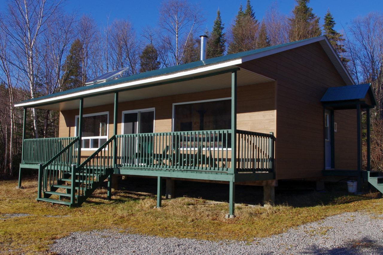 Club Tadoussac Villa Bagian luar foto